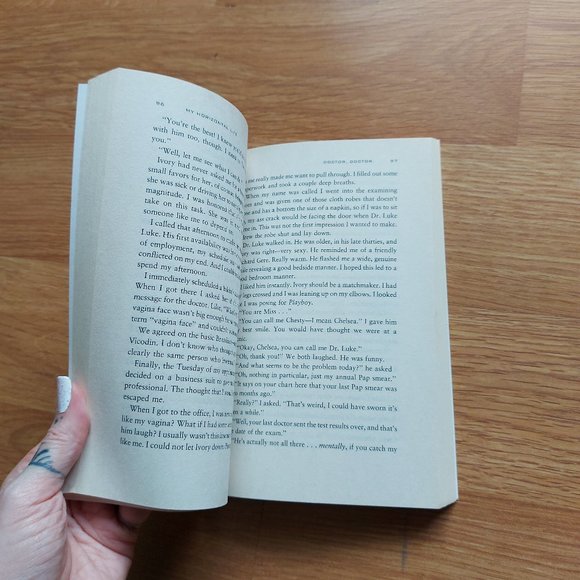 Vintage The Lion, the Witch and the Wardrobe - 1st Edition - Picture 2 of 6